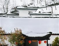 雪中小屋