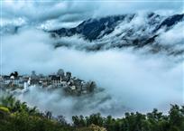 雾恋山村