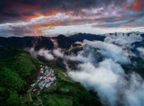 山村新雨后