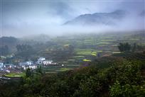 山村之春