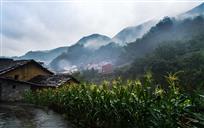 《寂静山村》