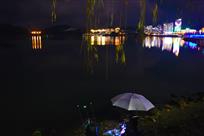 喜欢临湖垂钓的夜晚1