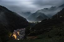 山村暮色