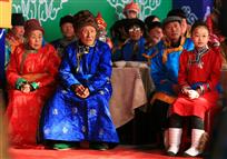 同堂过大年